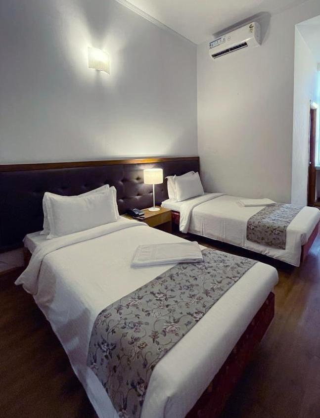 Hotel Tragopan Dimāpur Dış mekan fotoğraf
