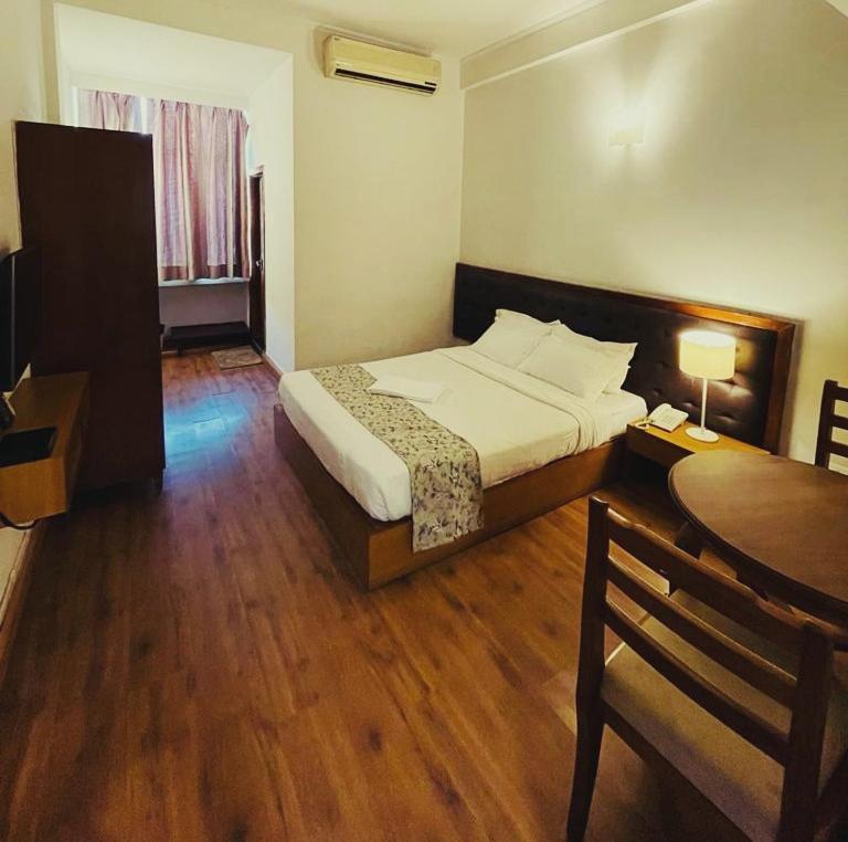 Hotel Tragopan Dimāpur Dış mekan fotoğraf